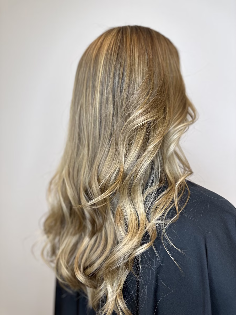 Balayage og highlights frisør Skive
